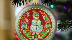 Bright and Colorful Holiday Tree Ornaments - Exclusive Hand-Painted Medallions|Hahd-painted Christmas tree toy