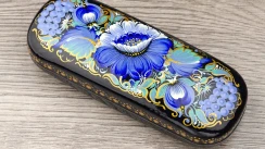 Women's Hand Painted Eyeglass Case|Best women's glasses cases |Hard glasses case with Slavic art| Ukrainian painted glasses cases|Petrykivka