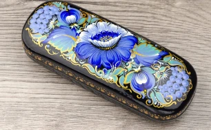 Women's Hand Painted Eyeglass Case|Best women's glasses cases |Hard glasses case with Slavic art| Ukrainian painted glasses cases|Petrykivka